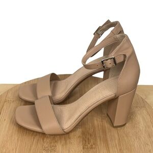 Michael by Michael Shannon Stella Block Heel Sandals Nude Size 8
